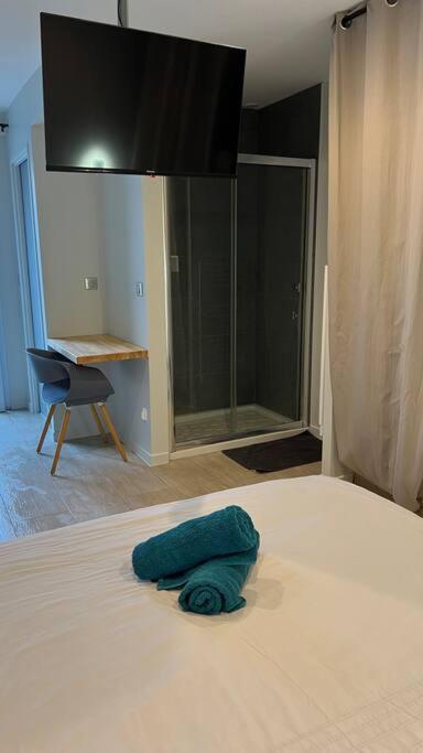 Studio Piscine Partagee Parking Securise Сен-Ирье-сюр-Шарант Экстерьер фото